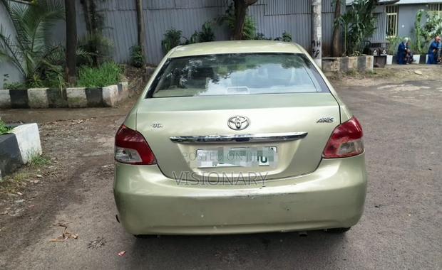 Toyota Yaris 2007 Green