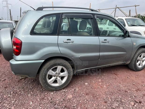 Toyota RAV4 2005 Matt Black