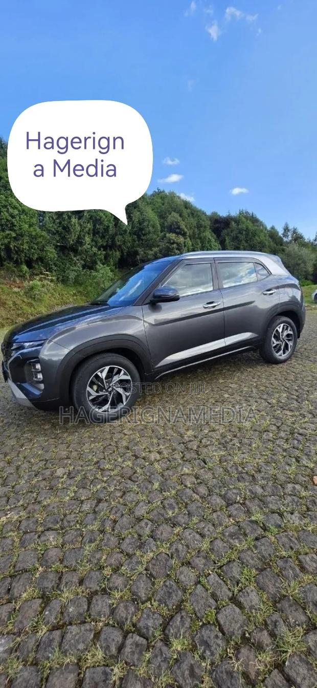 Hyundai Creta 2024 Gray