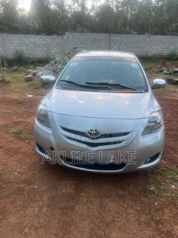 Toyota Yaris 1.3 VVT-i 2008 Gray