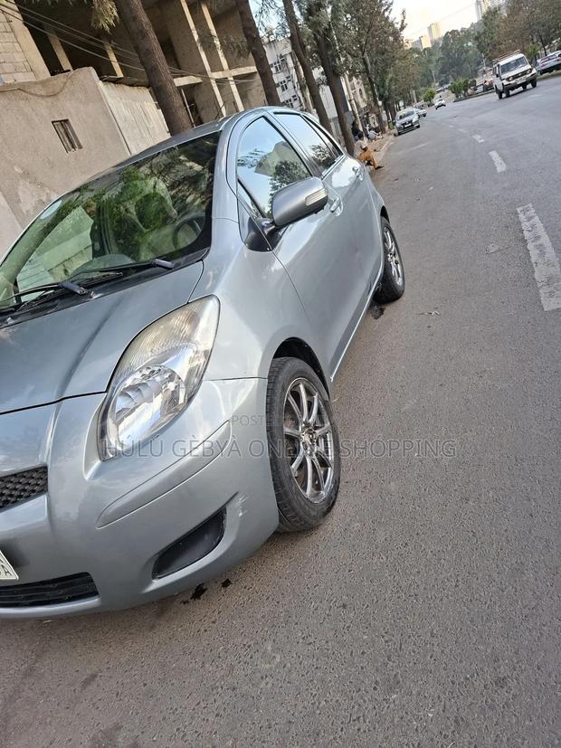Toyota Yaris 2008 Silver