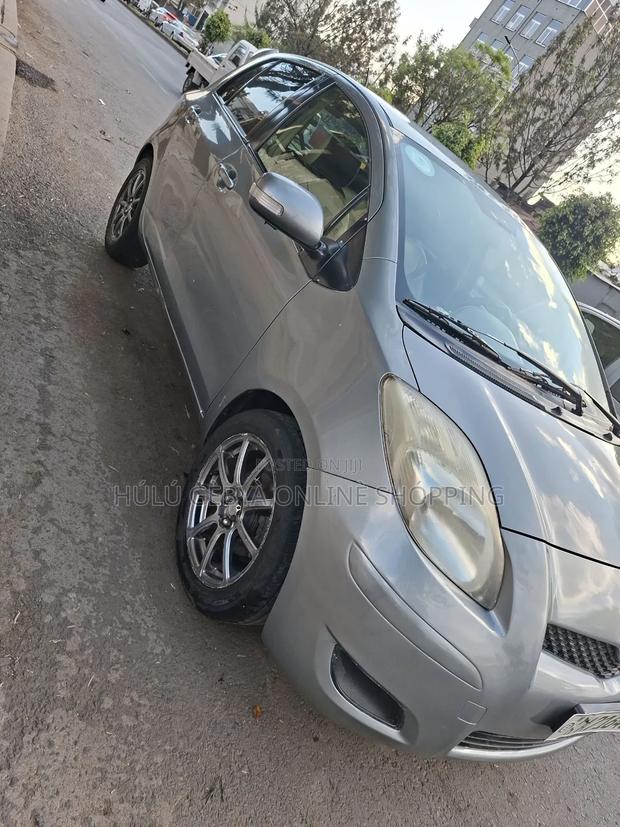 Toyota Yaris 2008 Silver