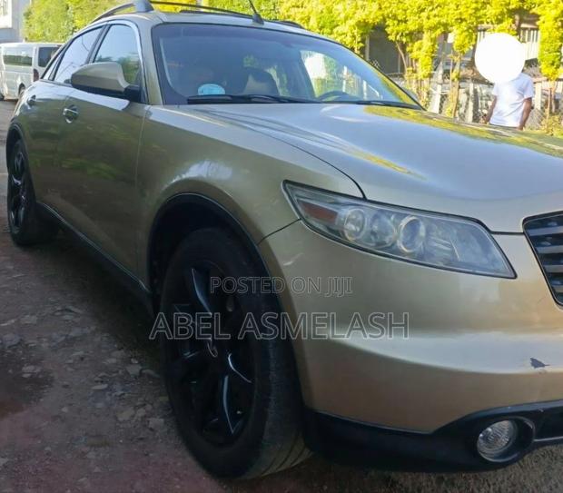Infiniti FX35 2003