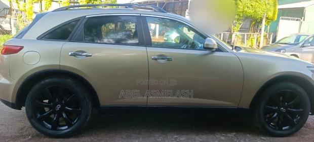 Infiniti FX35 2003