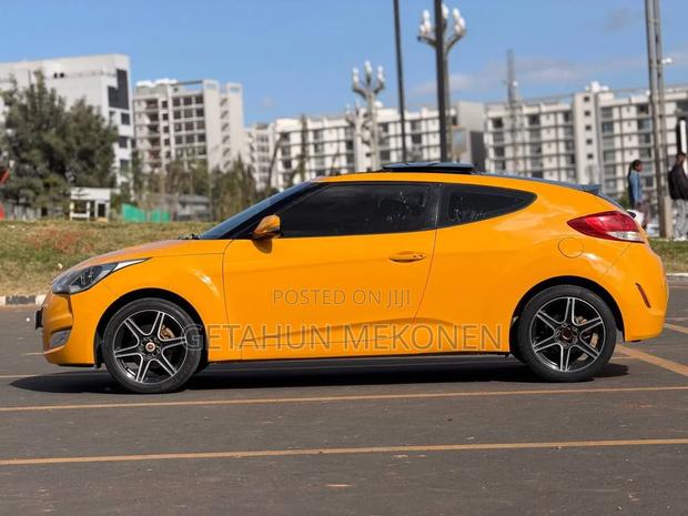 Hyundai Veloster 2014 Yellow