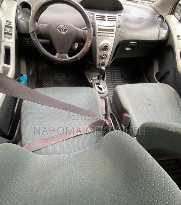 Toyota Yaris 2007 Silver