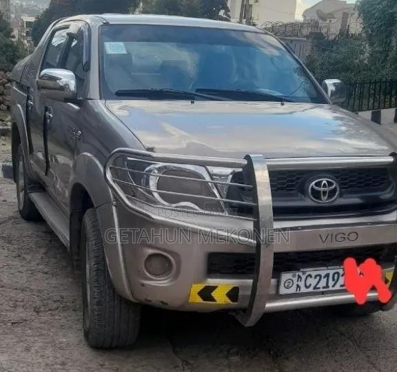 Toyota Hilux 2008 Silver