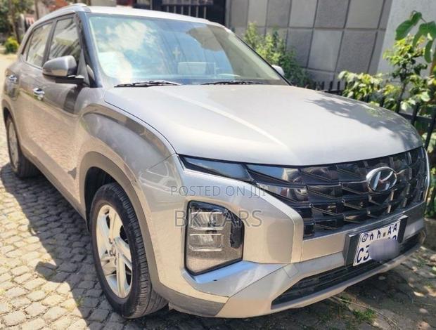 Hyundai Creta 2023 Silver