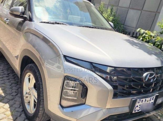 Hyundai Creta 2023 Silver