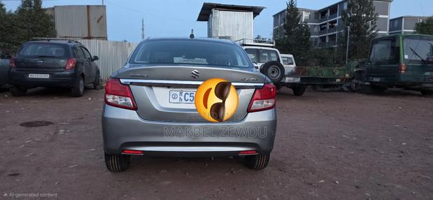 Suzuki Dzire 2022 Silver