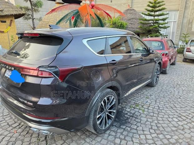 Jetour X70 Plus 2022 Burgundy