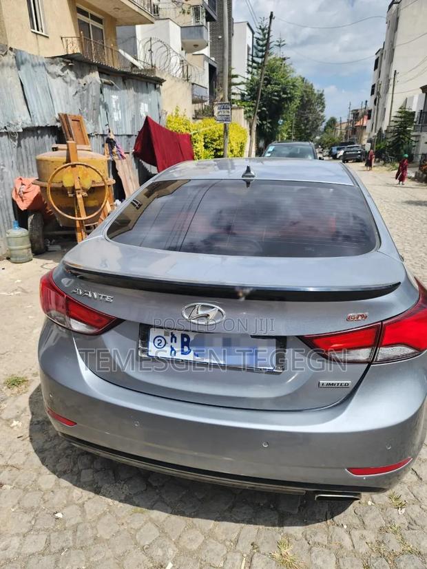 Hyundai Avante 2014 Gray