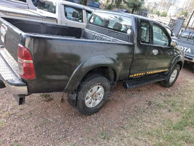 Toyota Hilux 2008 Black