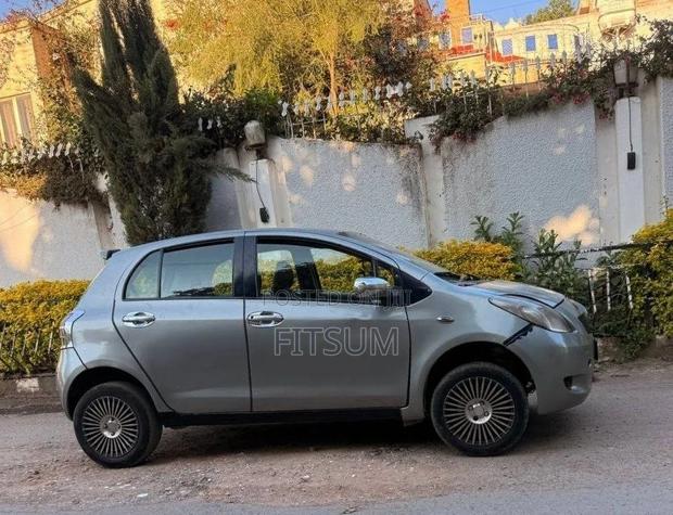 Toyota Yaris 2008 Silver