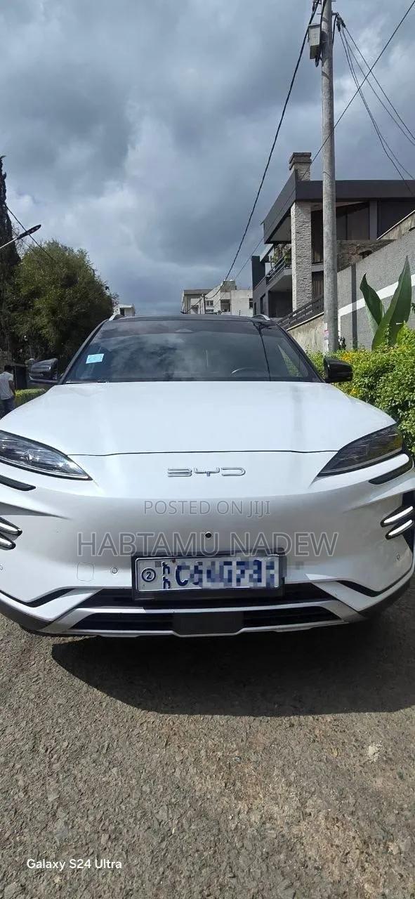 BYD Song Plus 2024 White