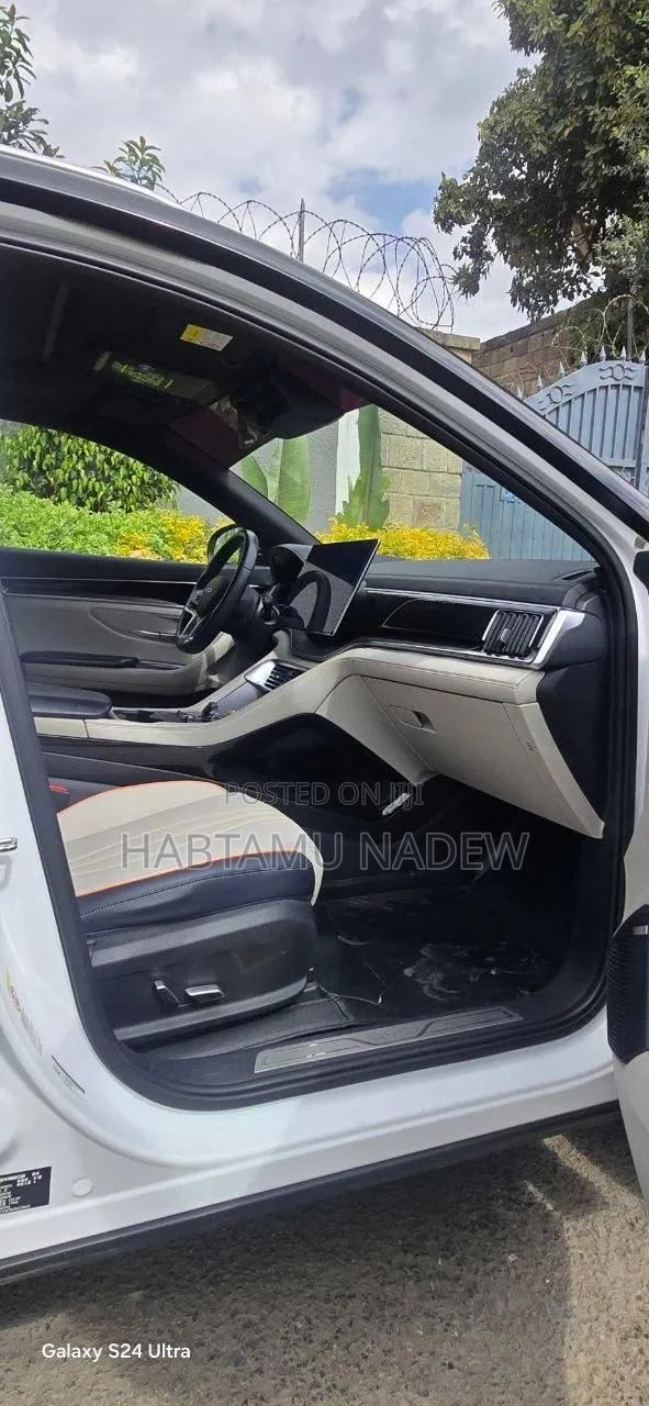 BYD Song Plus 2024 White