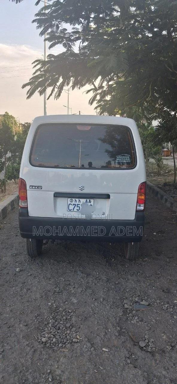 Suzuki Eeco 2025 White