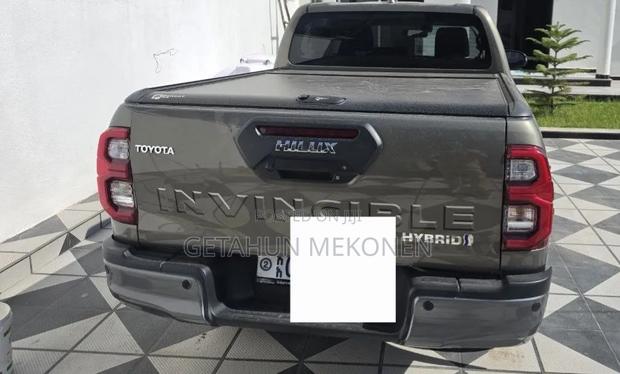 Toyota Hilux 2025
