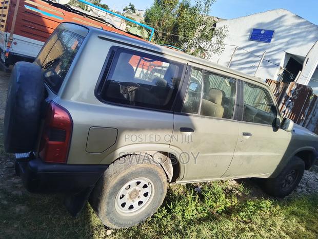 Nissan Patrol 4.8 GL 2007 Gray
