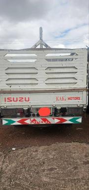 Isuzu ELF Truck 2022 White for sale