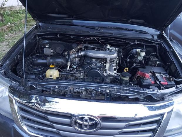 Toyota Hilux 2.5 D-4D Double Cab 2008 Gray