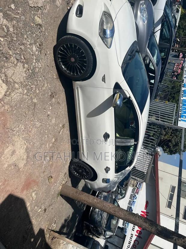 Toyota Yaris 2011