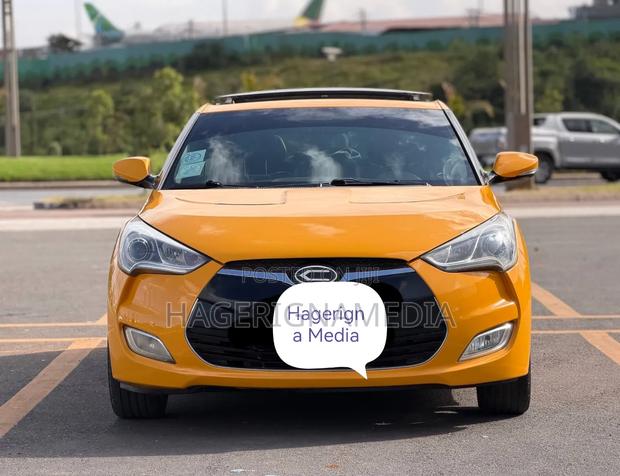 Hyundai Veloster 2014 Yellow