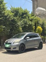 Toyota Yaris 2010 Gray for sale