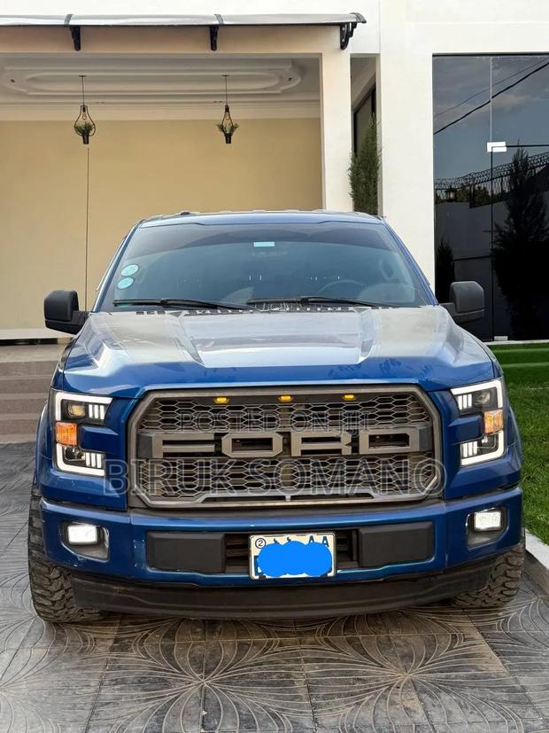 Ford F-150 2018 Blue