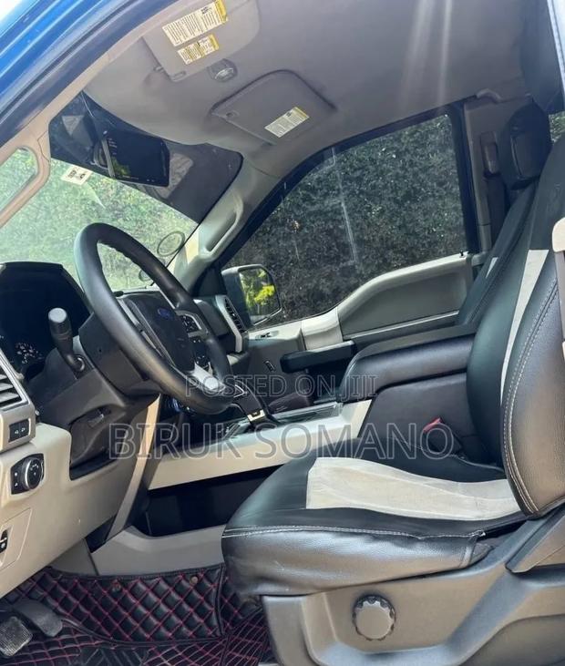 Ford F-150 2018 Blue