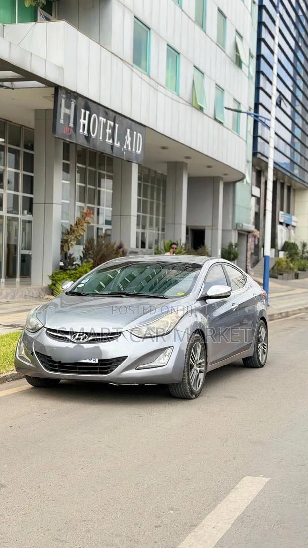 Hyundai Avante 2014 Gray