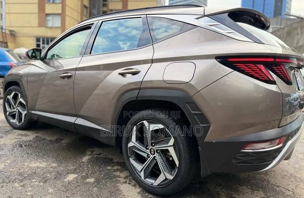 Hyundai Tucson Hybrid 2023