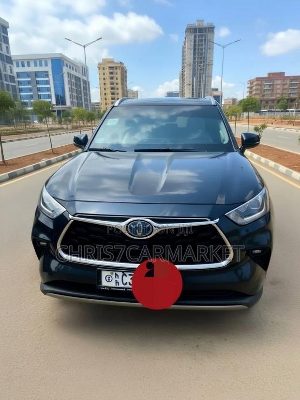 Toyota Highlander Limited AWD 2023 Black