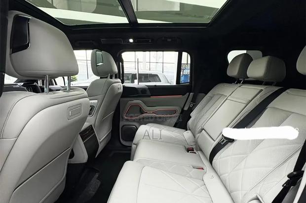 New BYD Leopard 8 2.0 Hybrid AWD 2025 Green