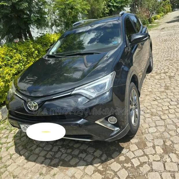 Toyota RAV4 2018 Matt Black