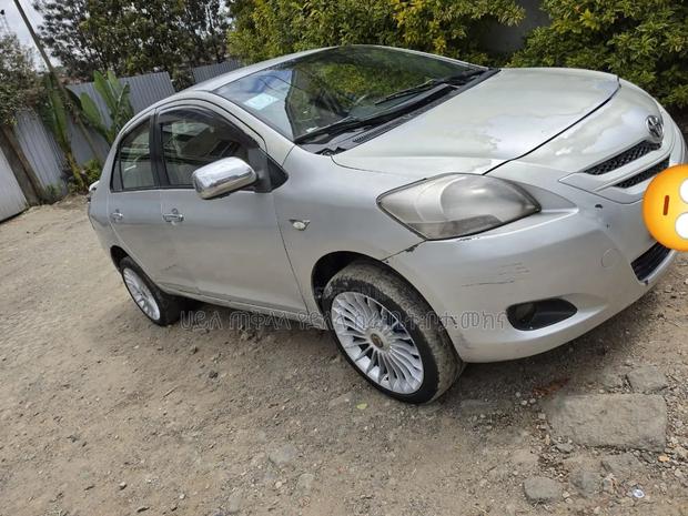 Toyota Yaris 2006 Silver