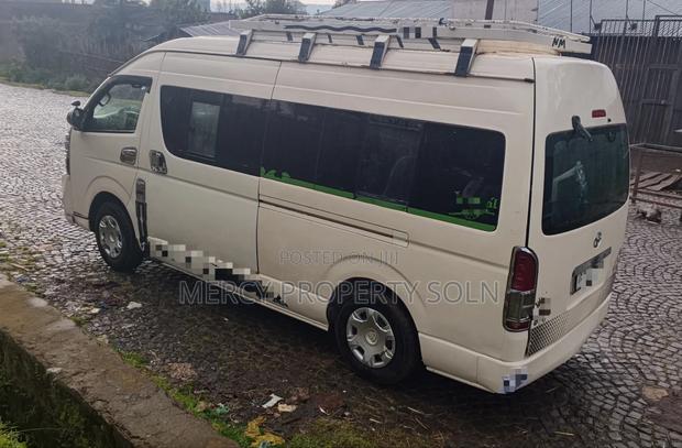 Toyota Toyoace 2006 White