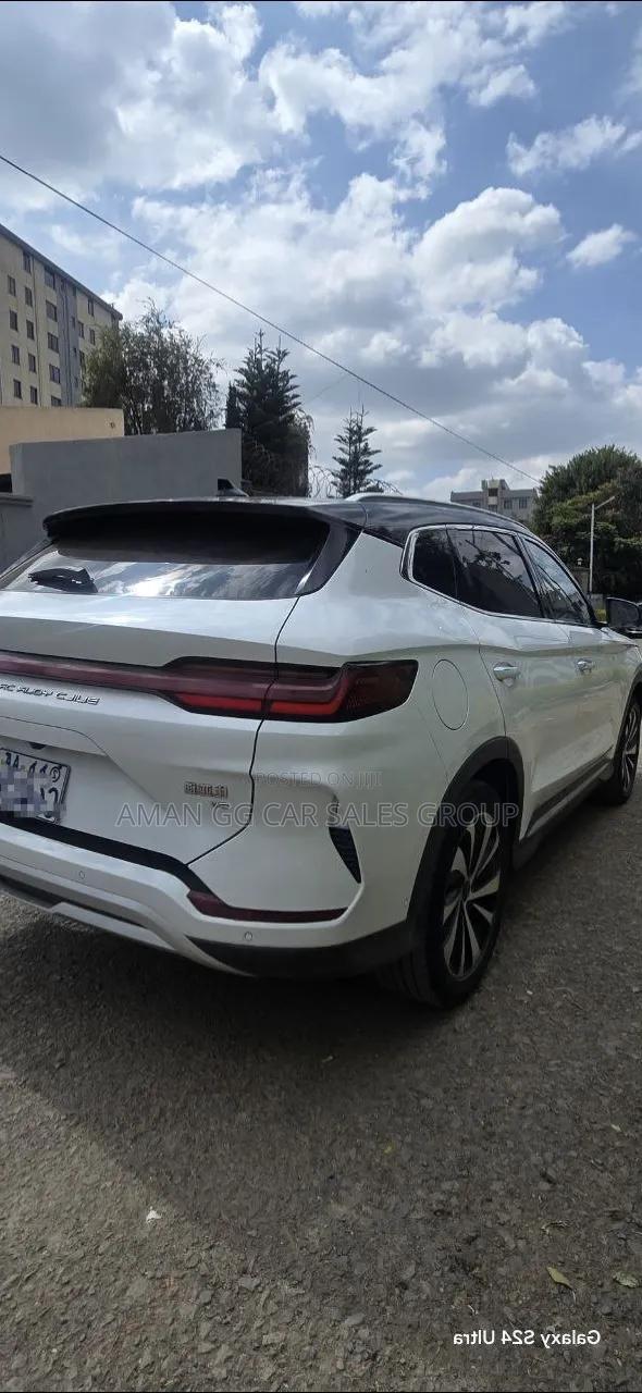 BYD Song Plus 2025 White