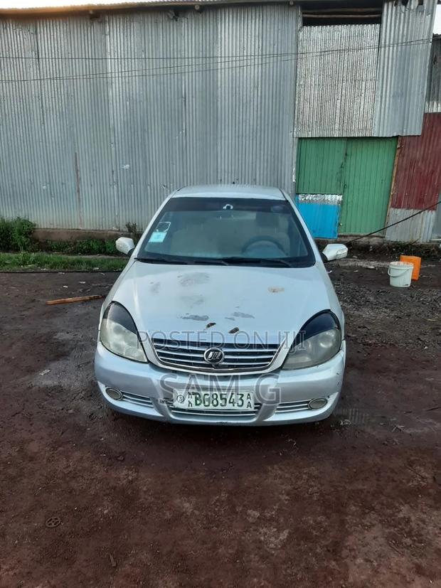 Lifan 520 2011 Silver