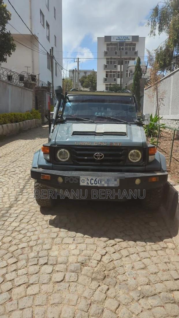 Toyota Land Cruiser 1999