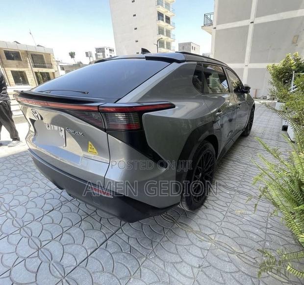 Toyota bZ4X 2022 Gray