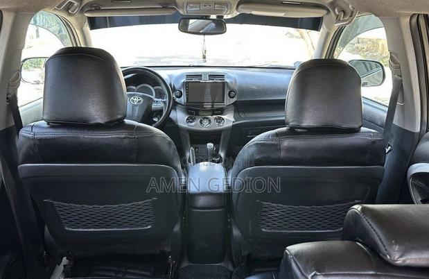 Toyota RAV4 2009 Brown