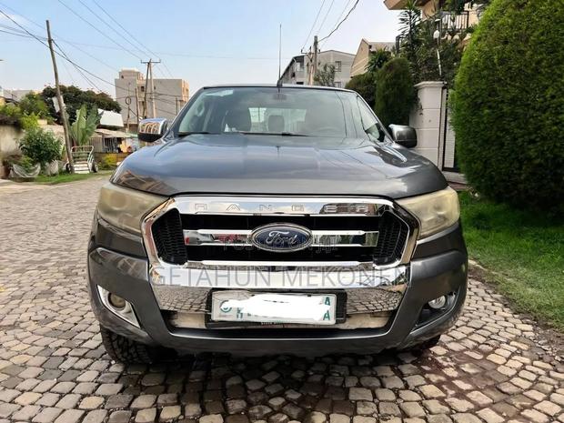 Ford Ranger 2015 Gray