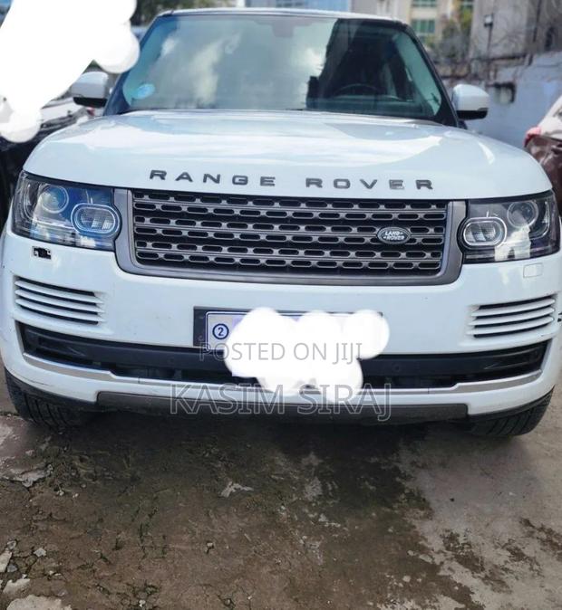 Land Rover Range Rover 3.0L V6 Turbocharged Diesel HSE Td6 2019 White