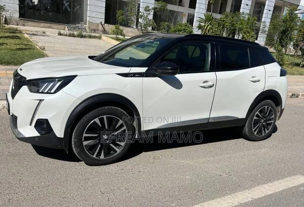Peugeot 2008 2021