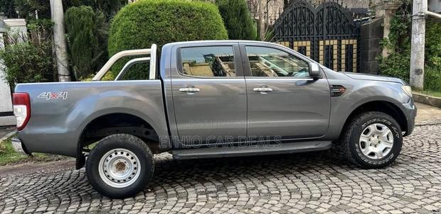 Ford Ranger 2015 Black