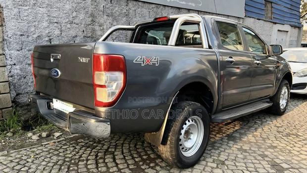 Ford Ranger 2015 Black