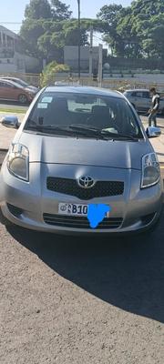 Toyota Yaris 1.0 2006 Gray for sale