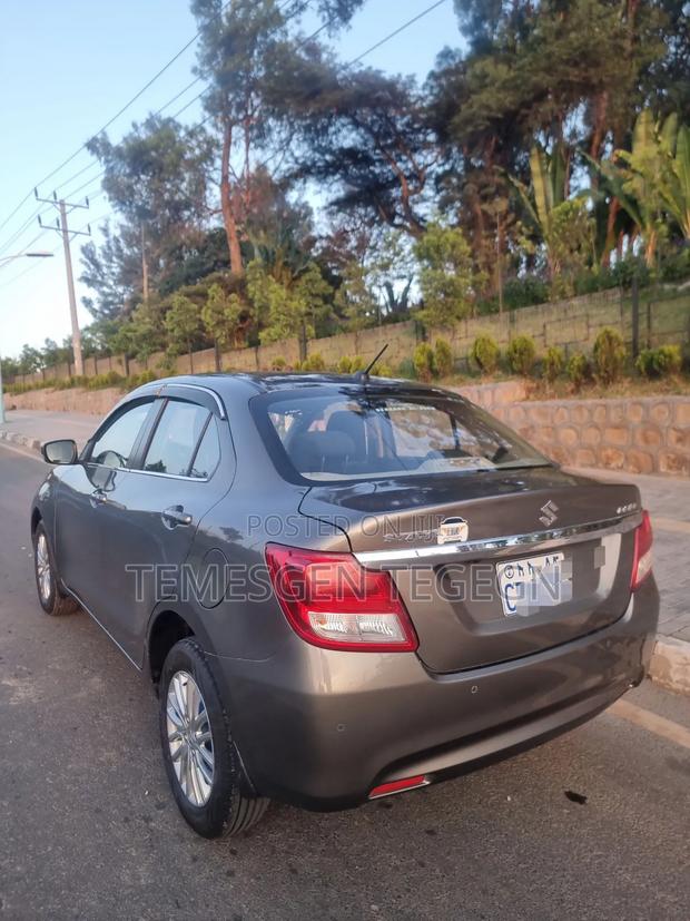 Suzuki Dzire 2024 Gray