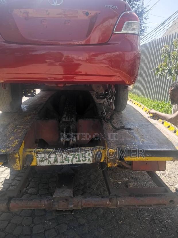 Toyota Yaris 2008 Red